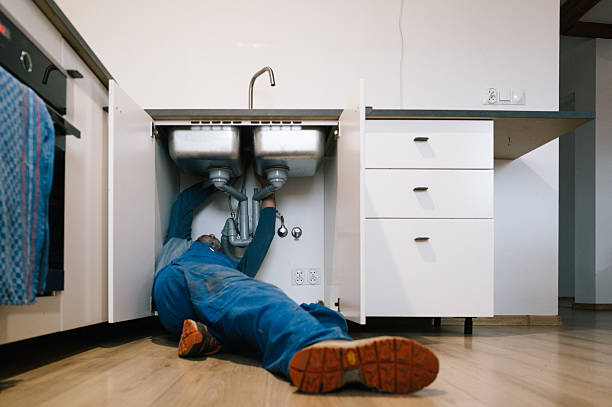 Professional Leak Detection technician working in Hettinger, ND